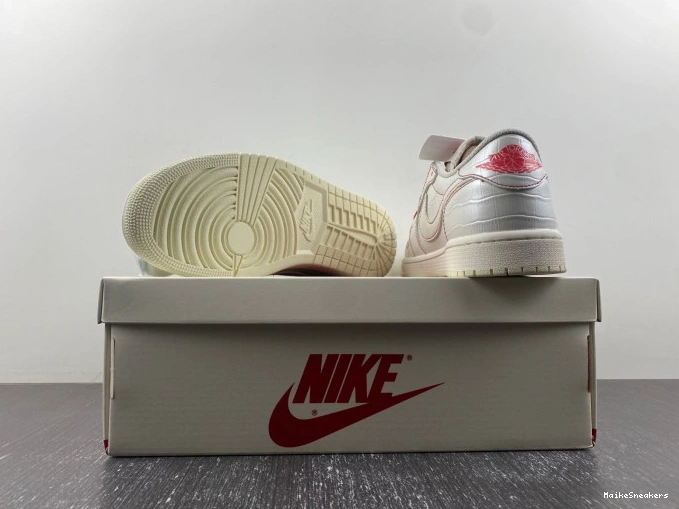 MaikeSneakers Low Jordan 1 Scott Air Travis DM7866-601 OG x 0722